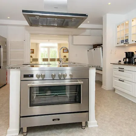 Luxury Retreat By Asbolholm - By Traum